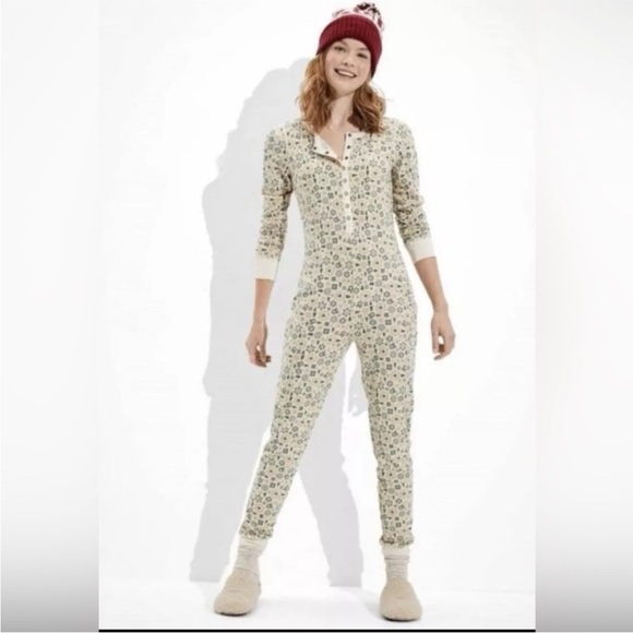 American Eagle Outfitters Floral Waffle Onesie XS NWT - Picture 1 of 7